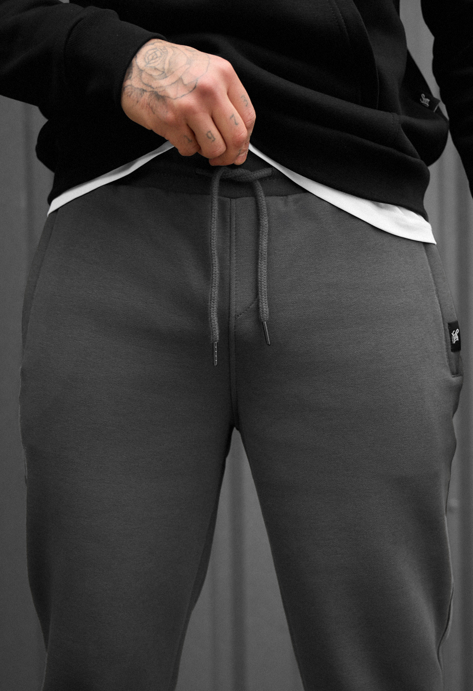 Pantaloni de trening Staff ho dark gray