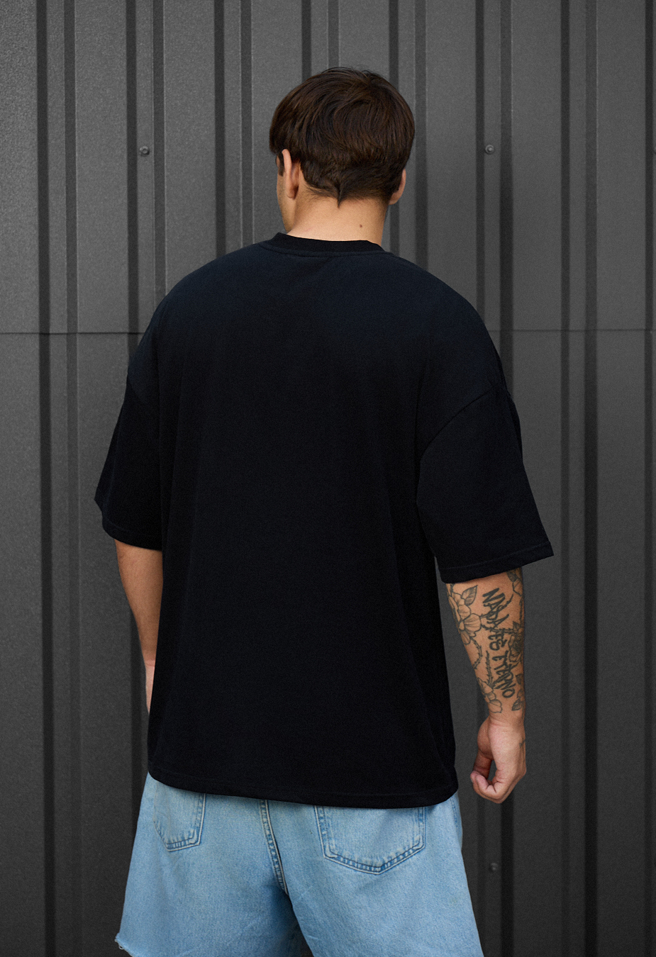Tricou Staff black logo oversize