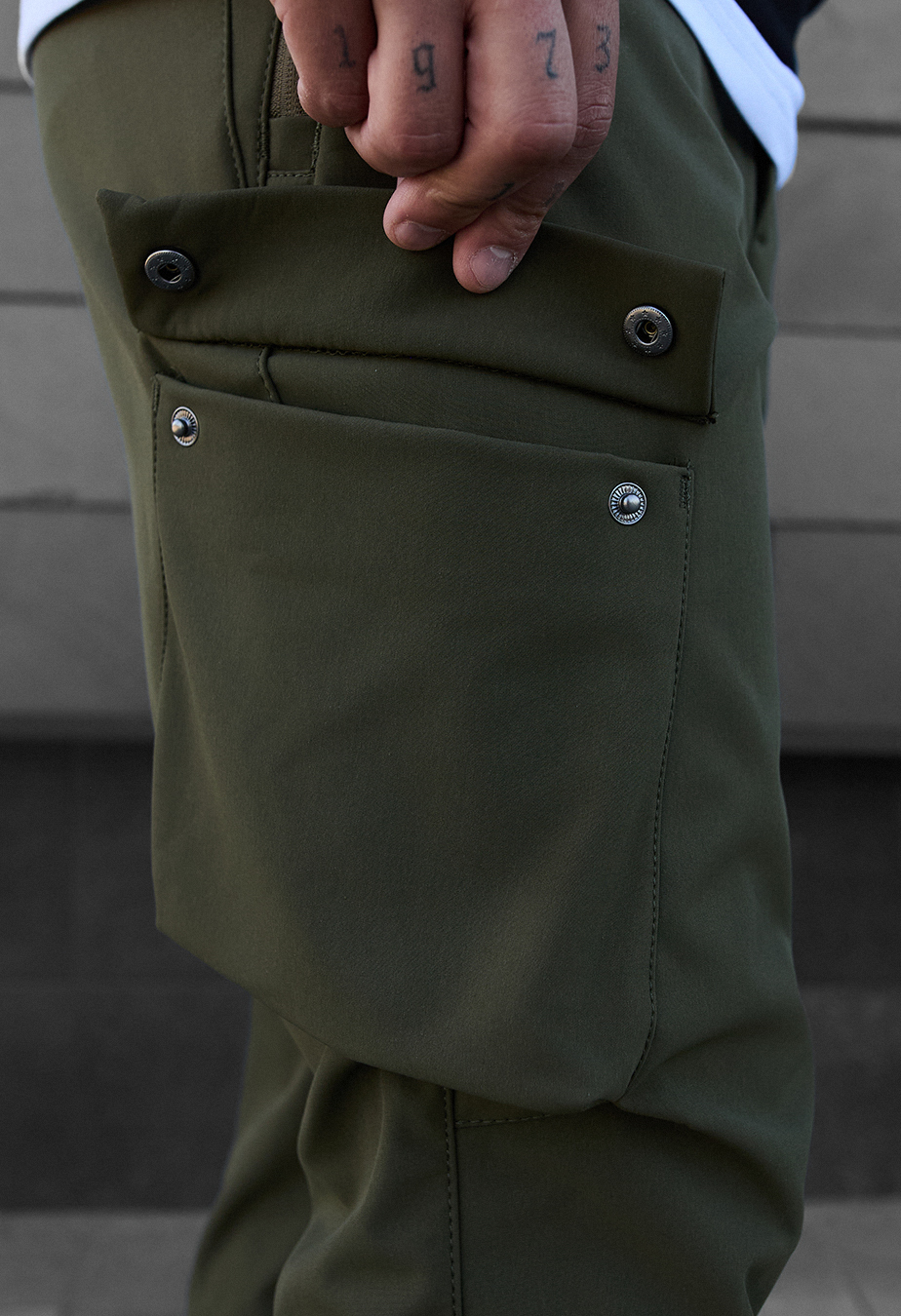 Pantaloni izolați  Staff st cargo khaki fleece