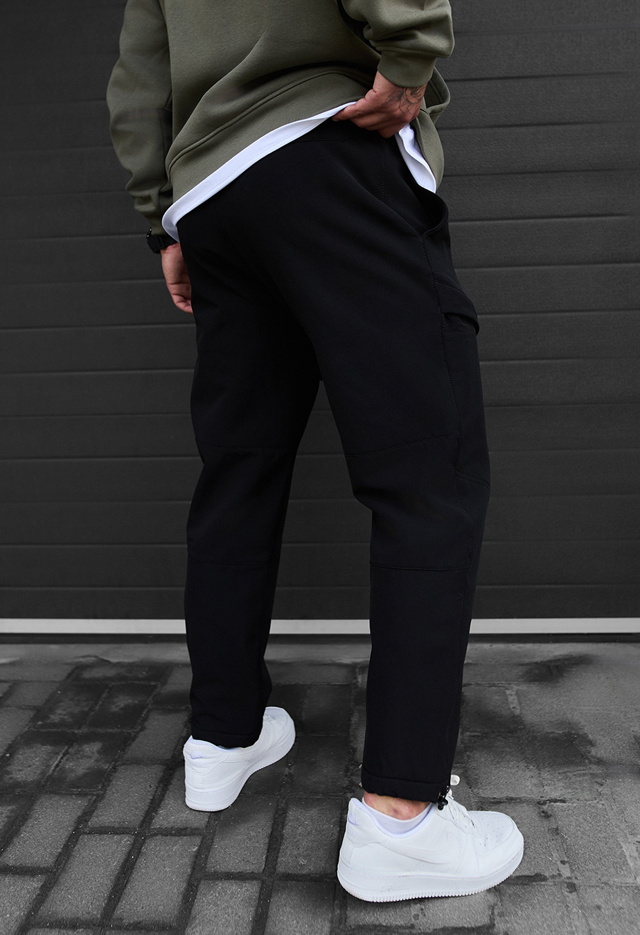 Pantaloni izolați Staff cu black fleece