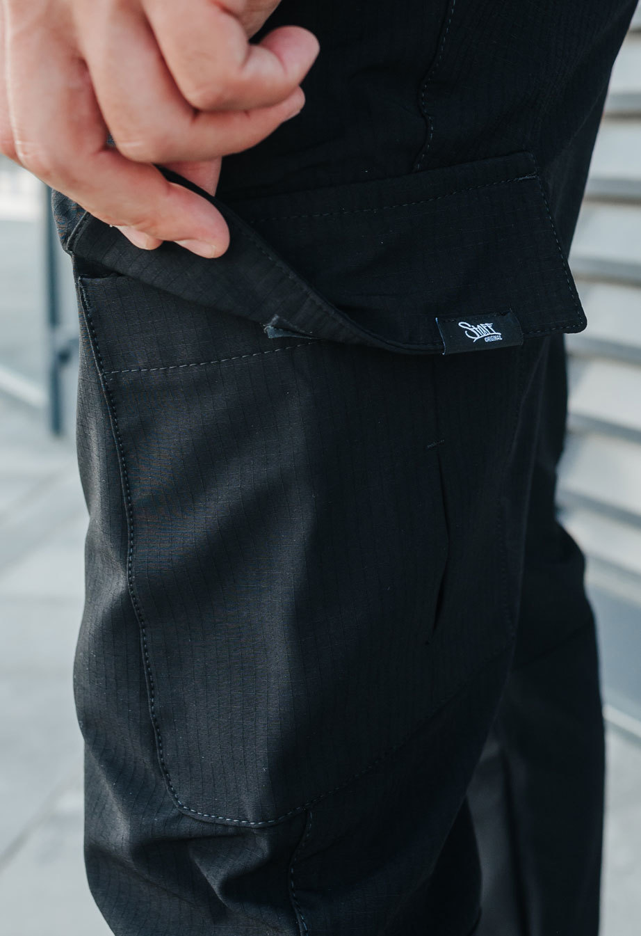 Pantaloni Staff ta cargo black