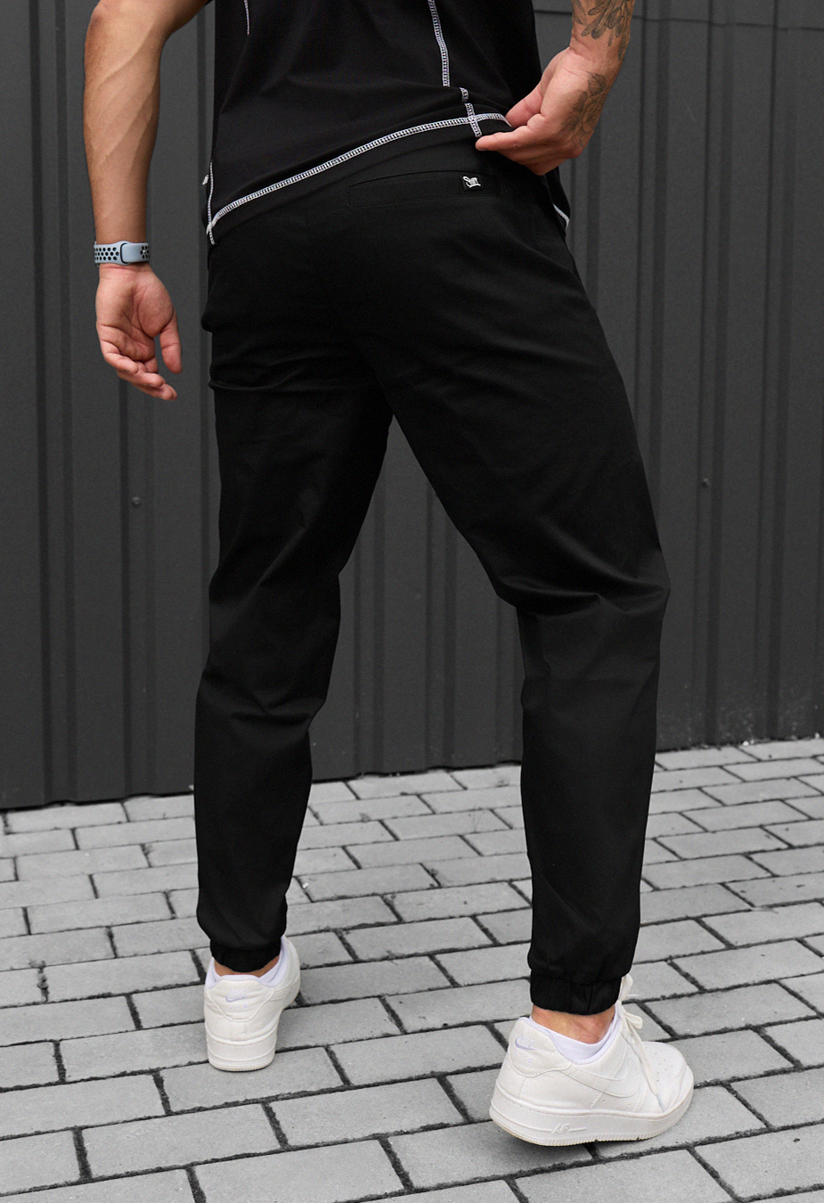 Joggeri Staff pa black