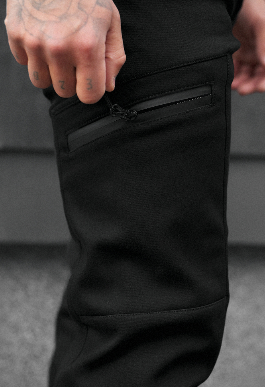 Pantaloni izolați Staff cargo do black fleece