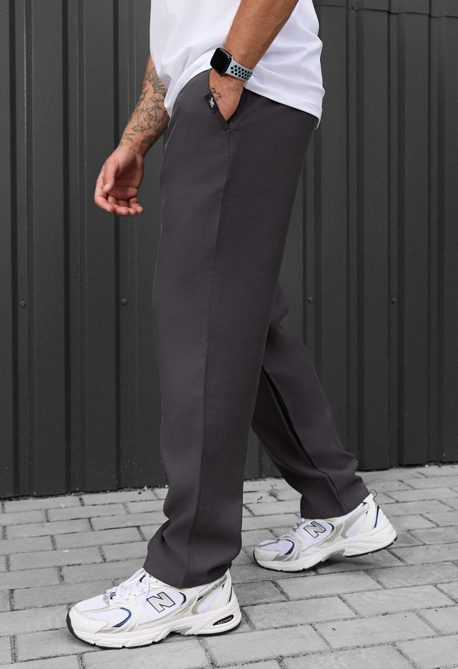 Pantaloni chinos Staff pli dark gray