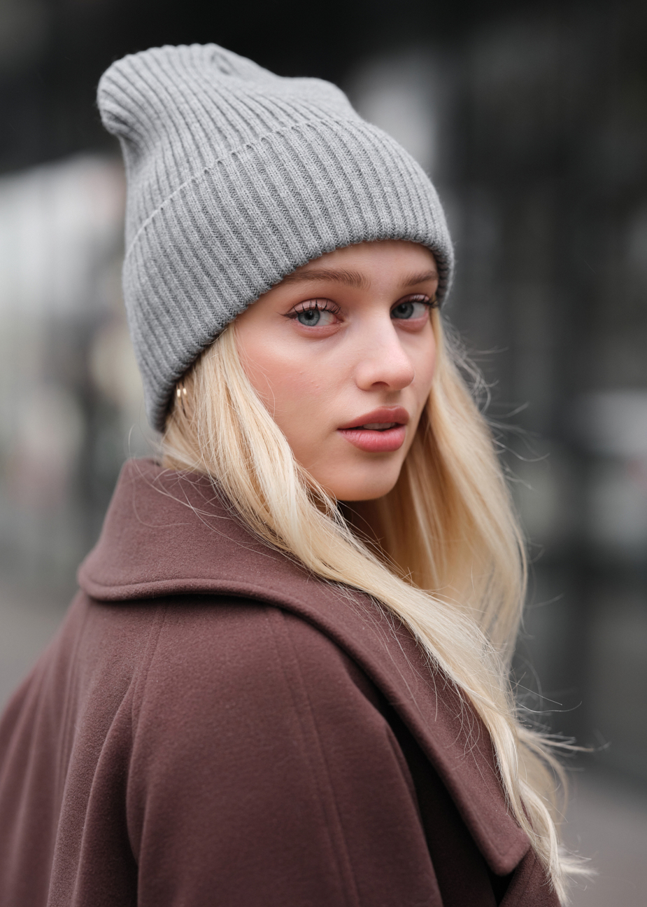 Căciulă de damă Staff gray basic