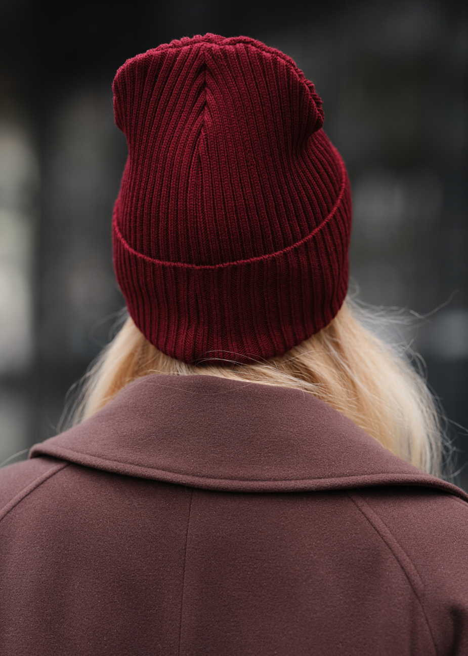 Căciulă de damă Staff bordo basic