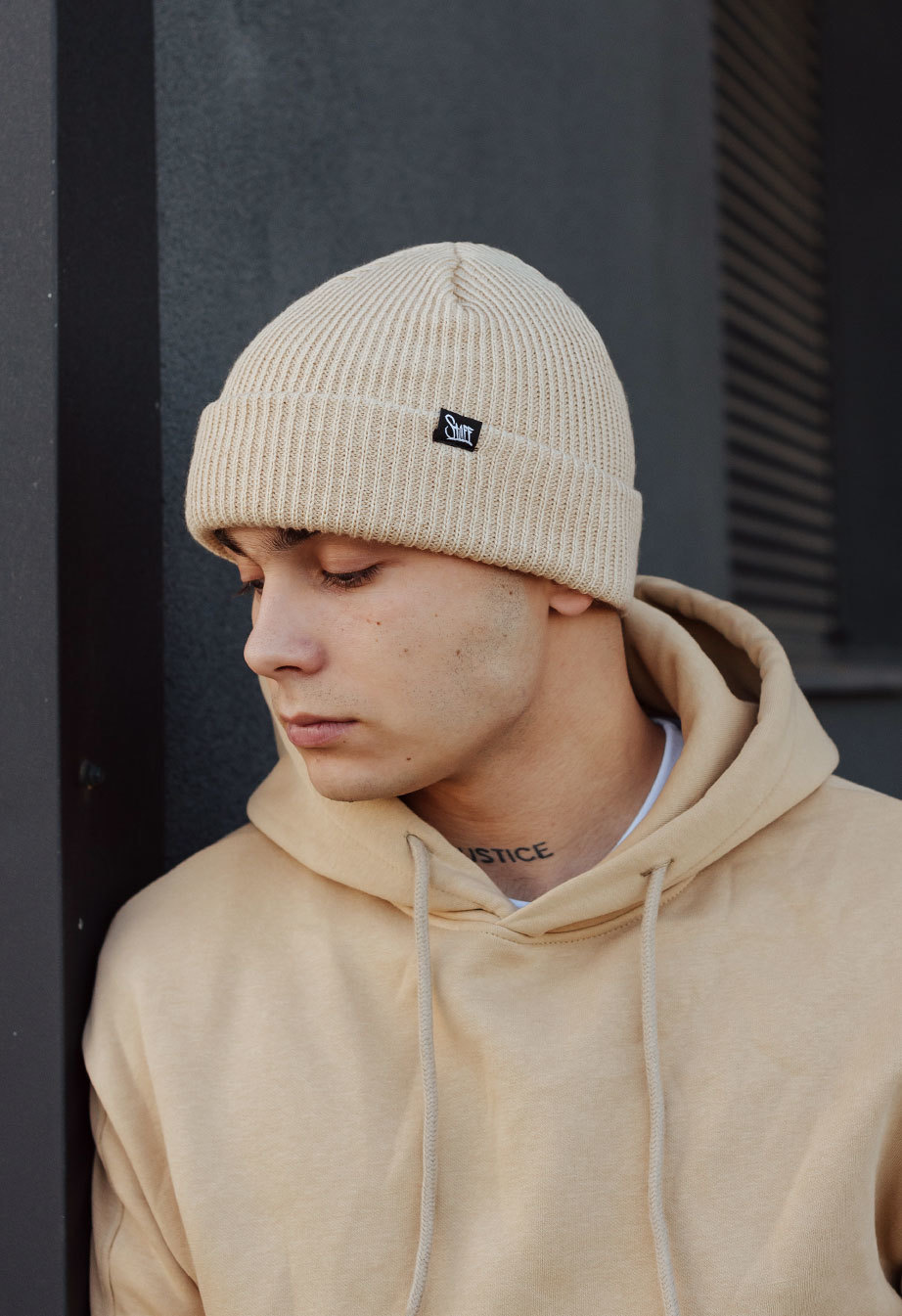Căciulă Staff b2 beige