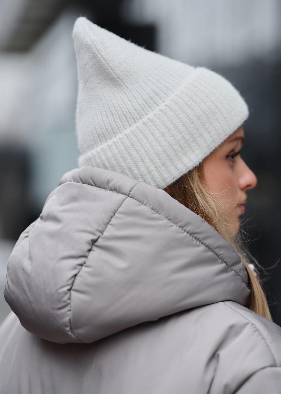 Căciulă de damă Staff 5 white