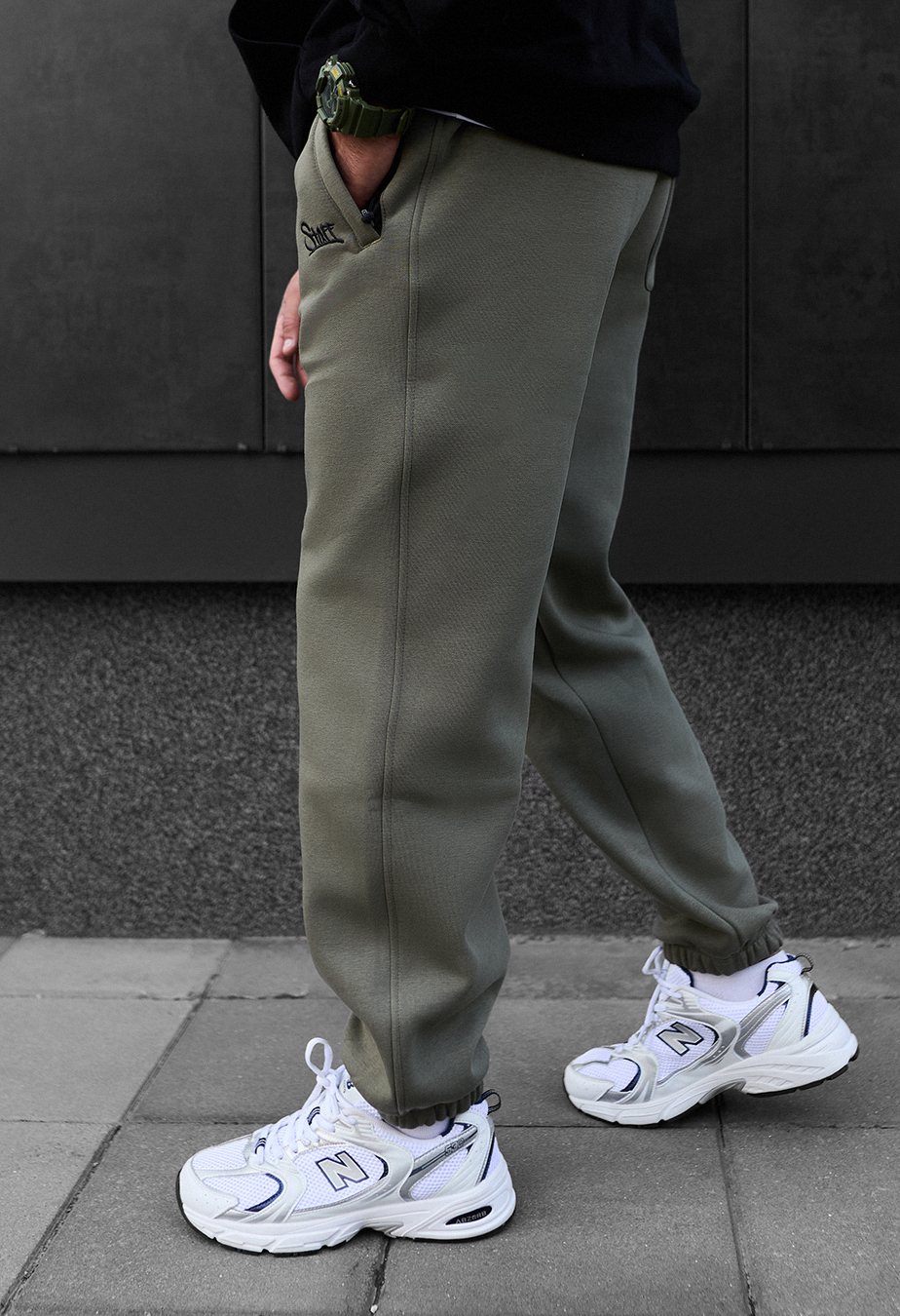 Pantaloni de trening Staff lu