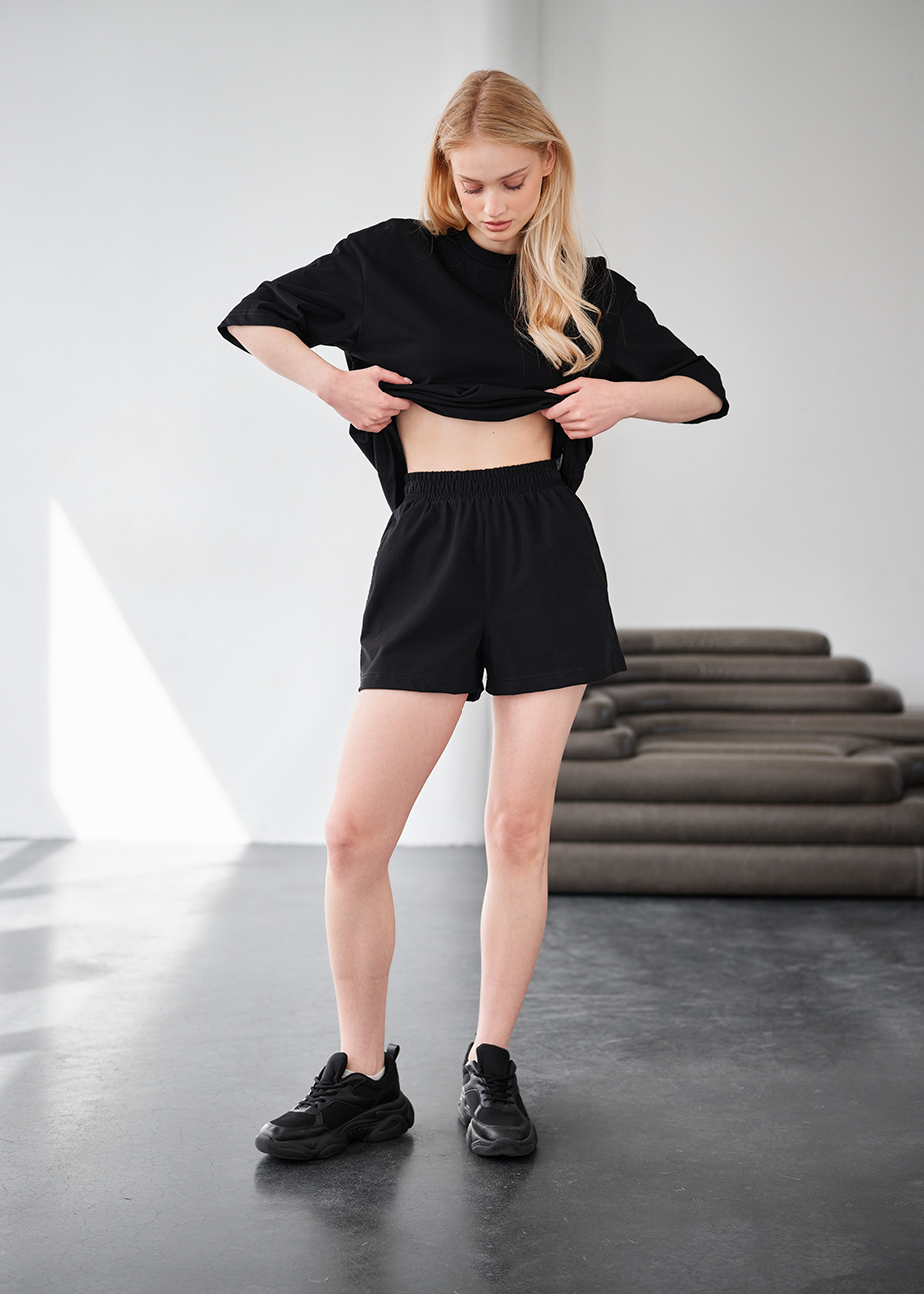 Set de vară de damă tricou + pantaloni scurți Staff me black oversize