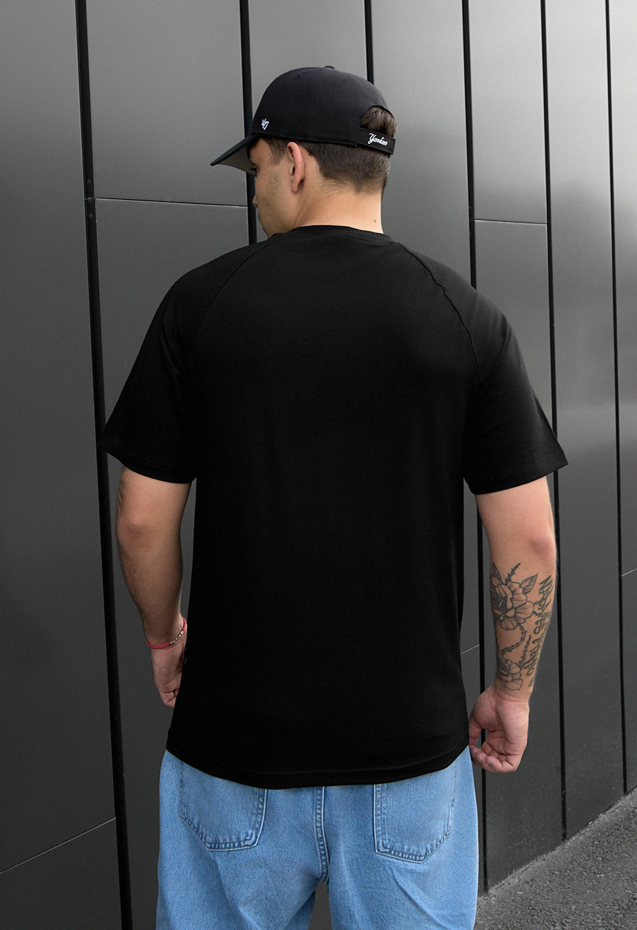 Tricou Staff threat