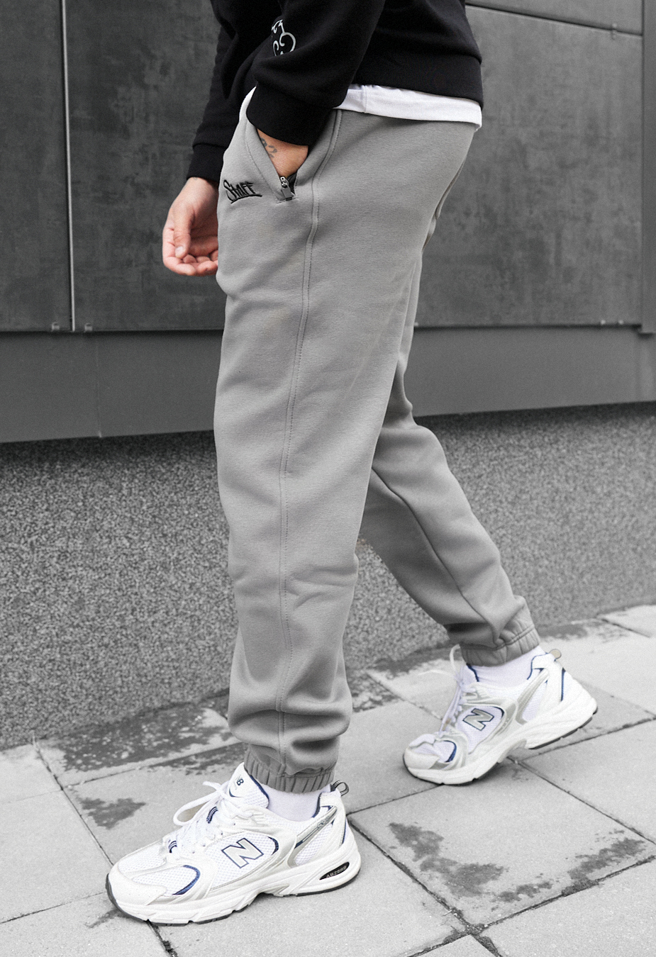 Pantaloni de trening Staff pul gray fleece