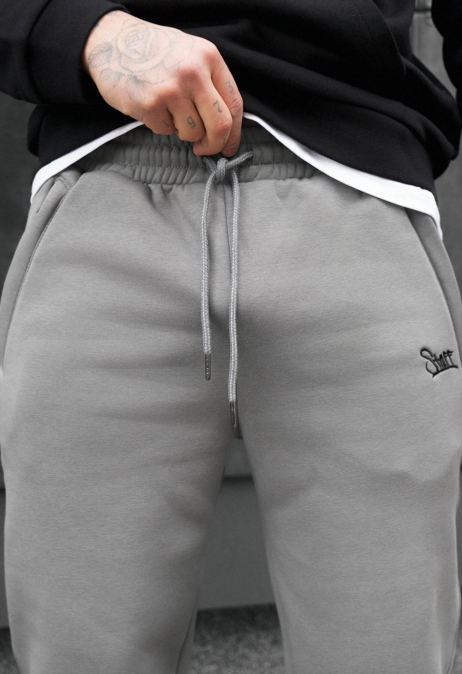 Pantaloni de trening Staff pul gray fleece
