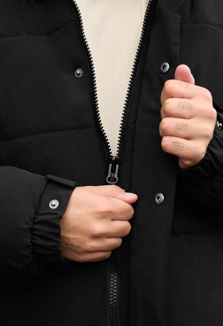 Geacă de iarnă Staff born black