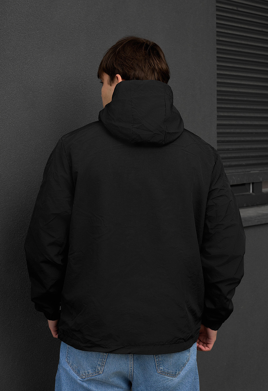 Anorak Staff po black