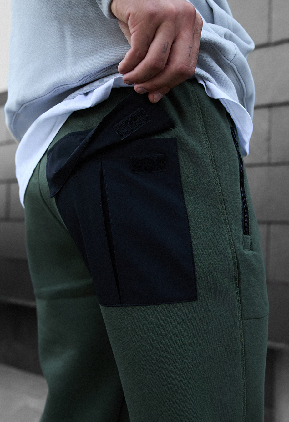 Pantaloni de trening Staff ch khaki fleece