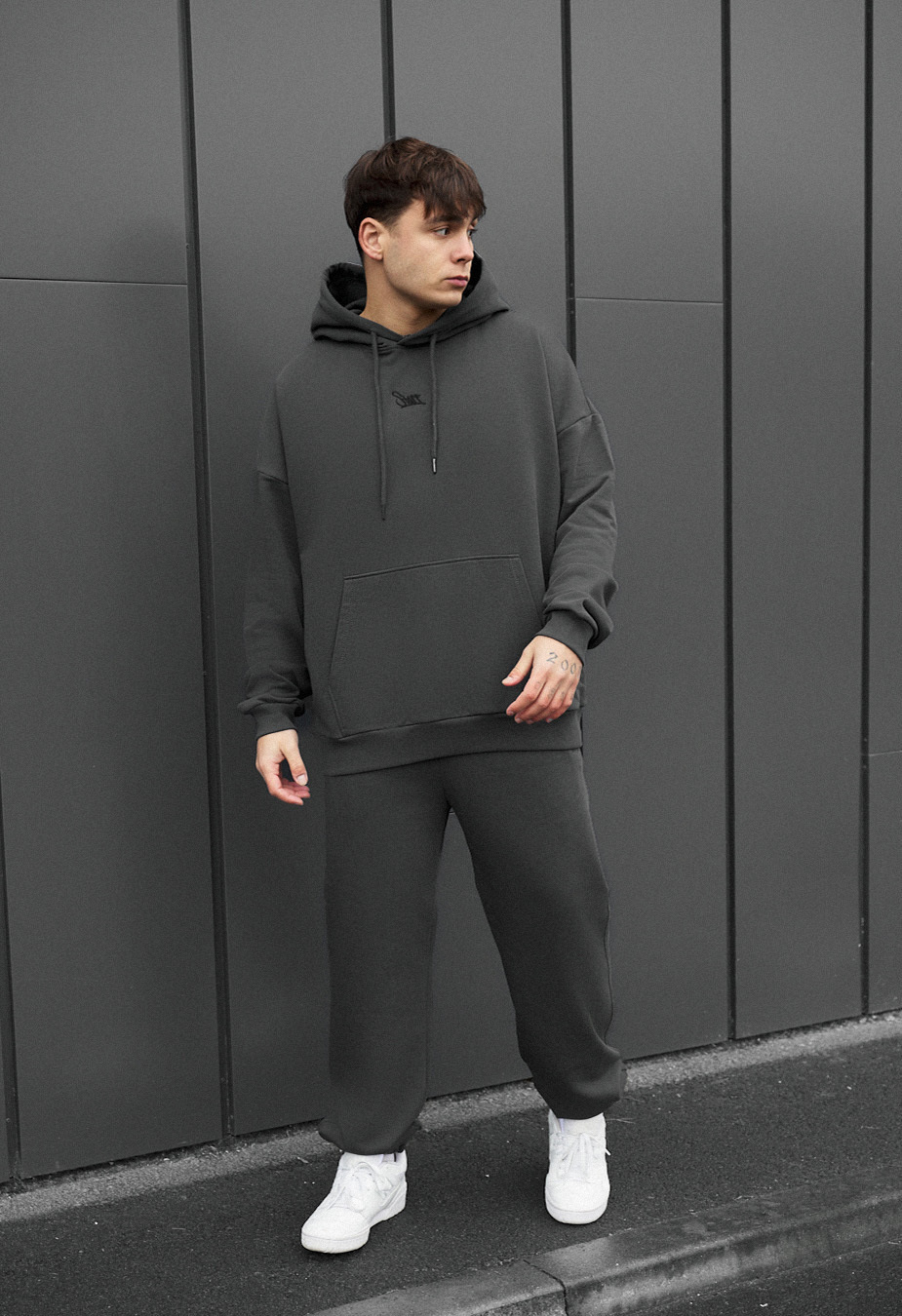 Costum de trening Staff sei logo dark gray oversize